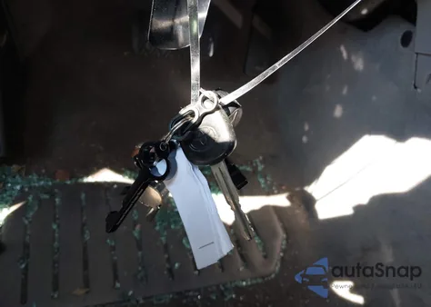 2005 Toyota Corolla Ce/Le from USA, damaged, VIN JTDBR32E252067199